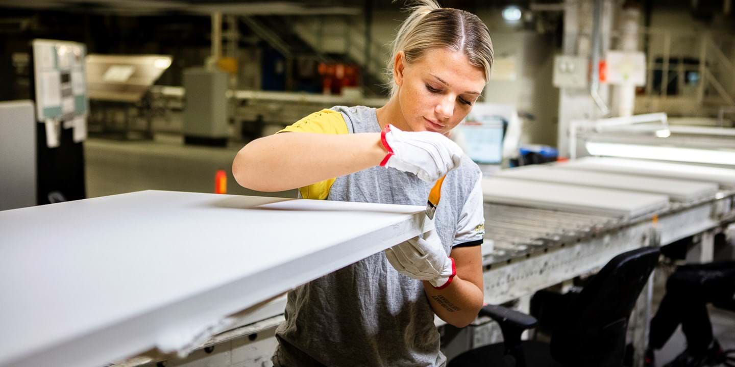 Ecophon co-worker in production plant