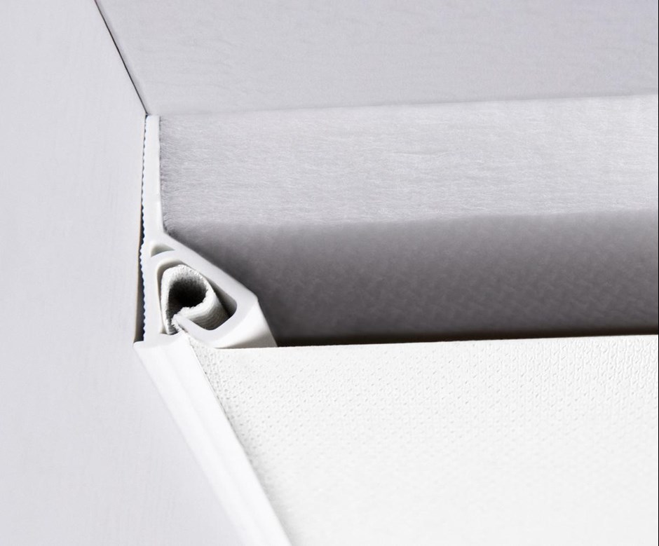Clipso installazione a soffitto con profilo PCW.
